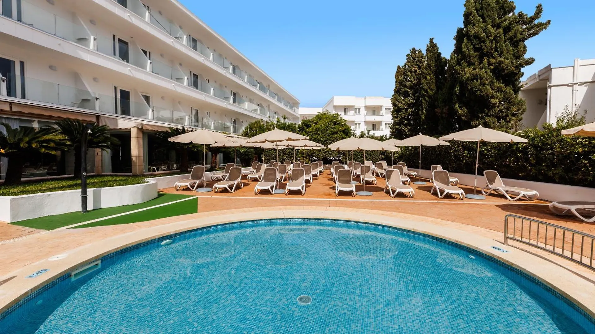 Hotel O7 Alondra Cala Ratjada