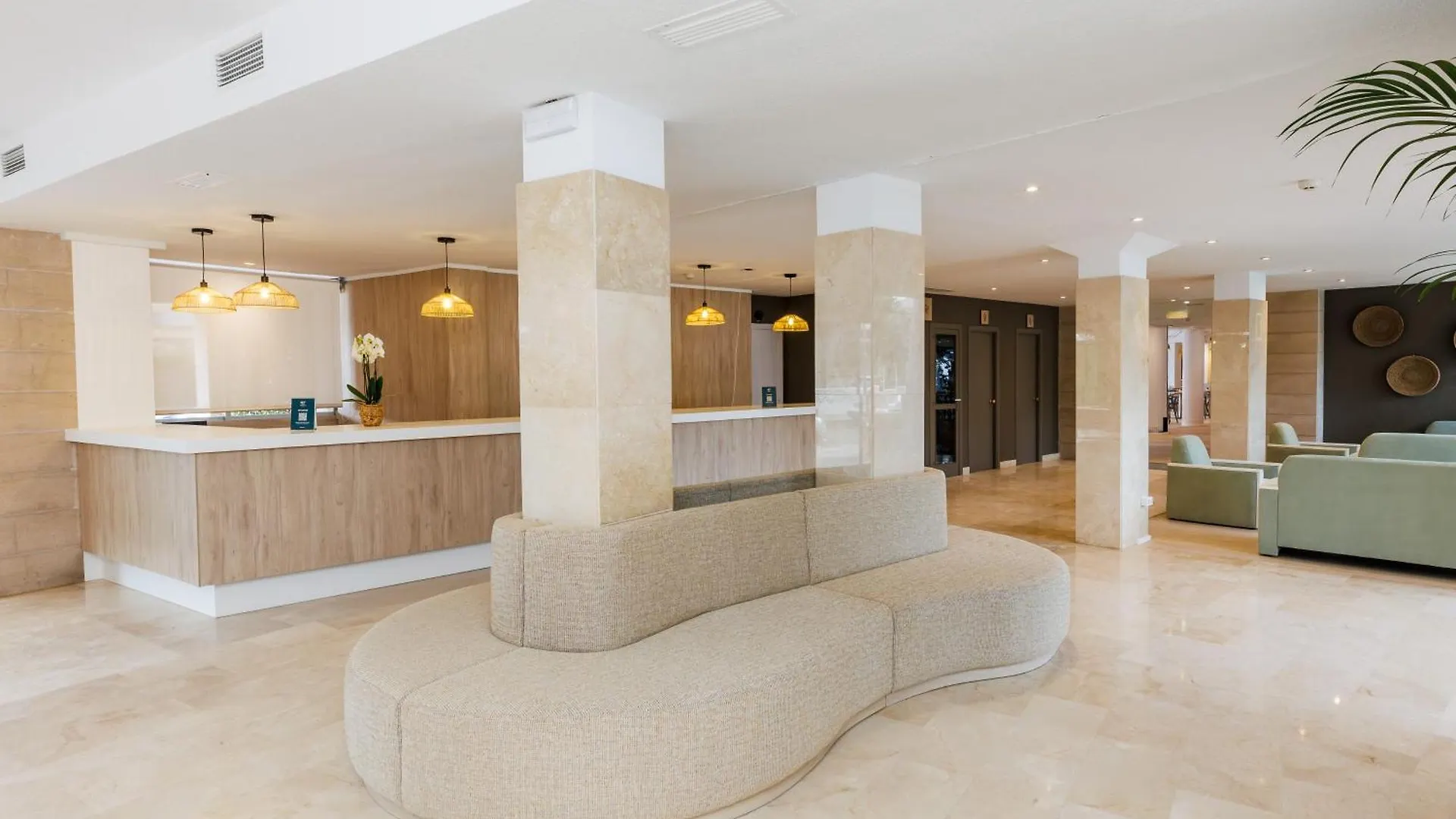 Hotel O7 Alondra Cala Ratjada